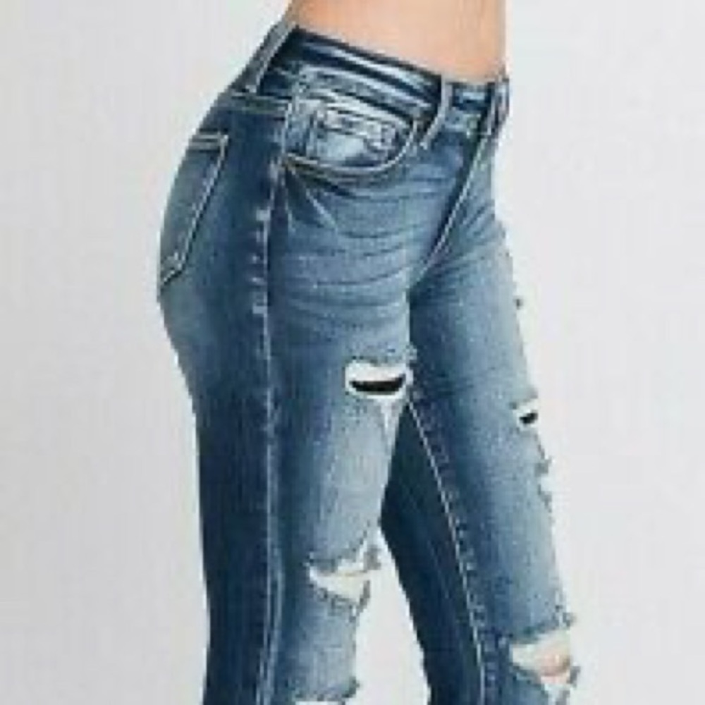 Petra jeans mid rise flares NWT size 9/28